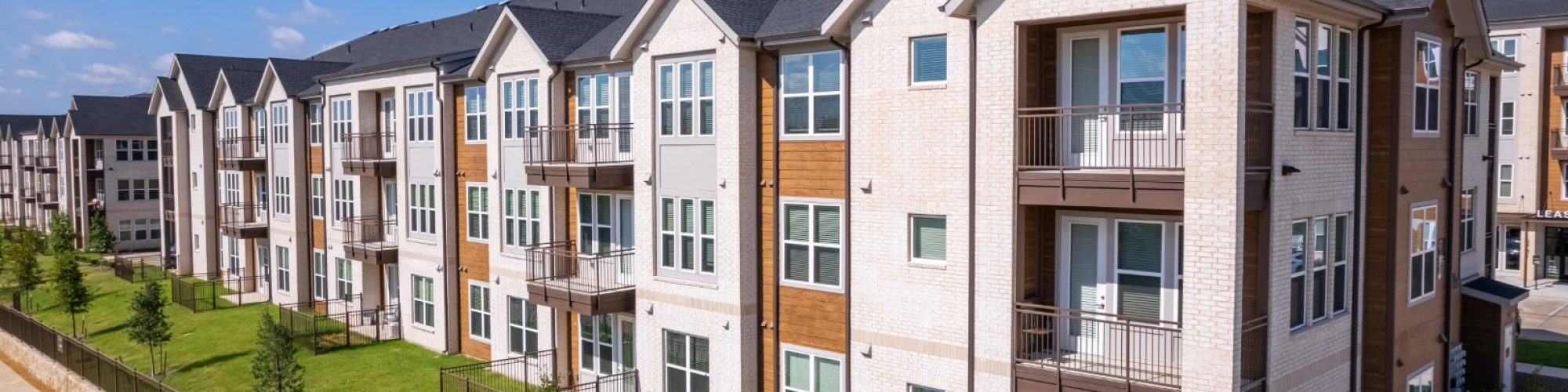 68e54e5901ac55d88640dd9e_24 (Large)